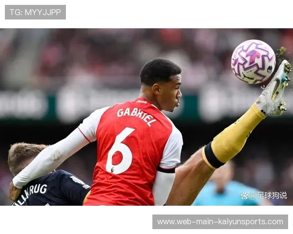 阿森纳防线稳固，年轻后卫再献精彩封堵，阿森纳套后卫